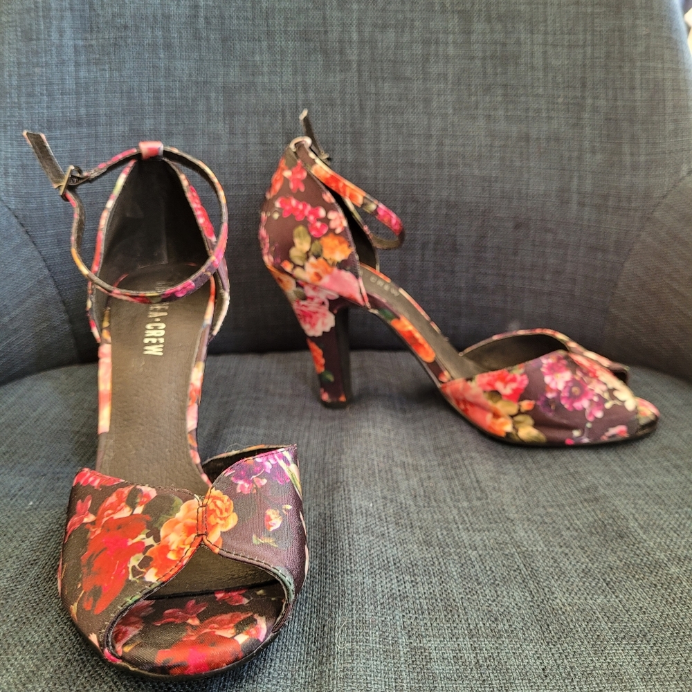 Modcloth floral heels/strappy sandles